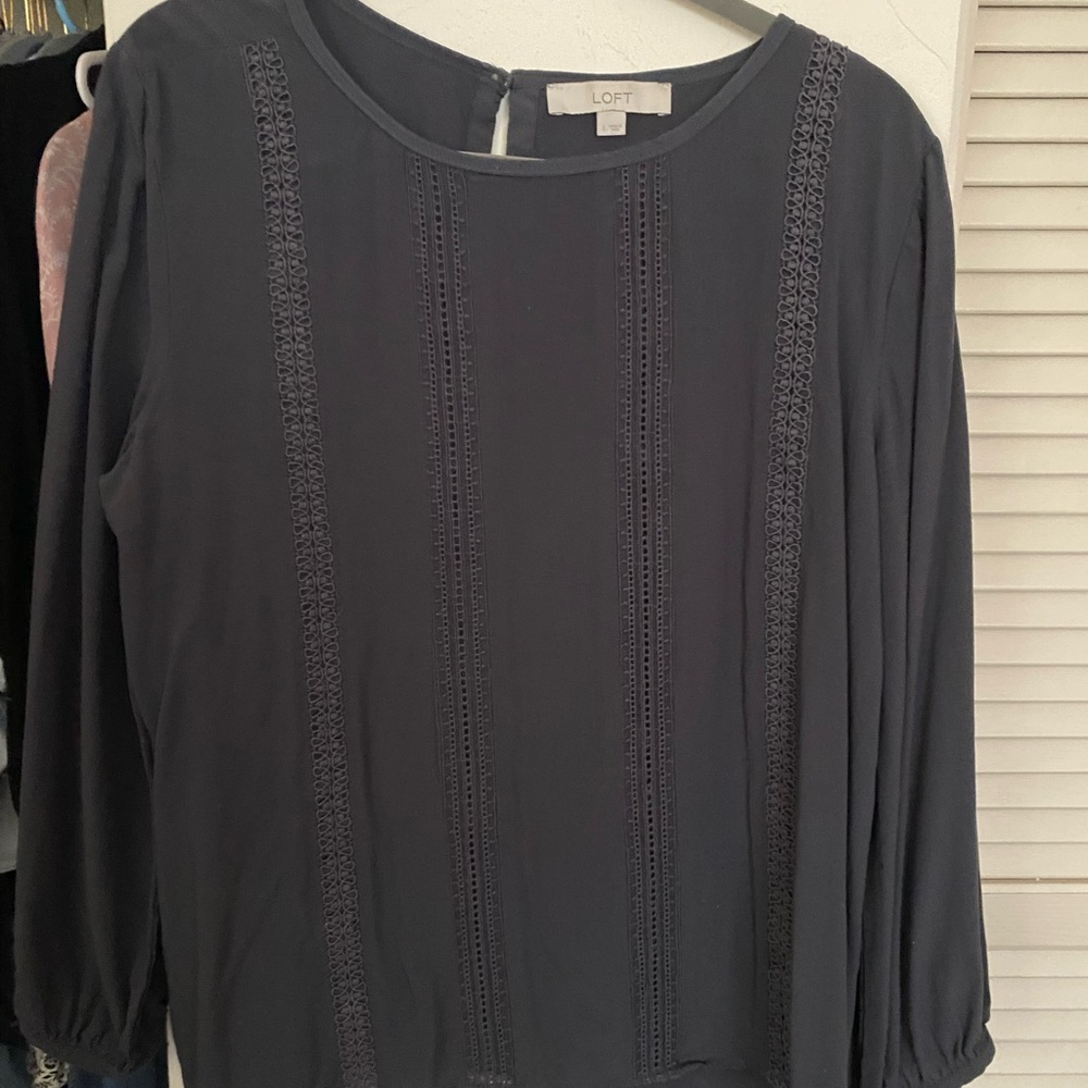 Loft loose fitting long sleeved top size large. Great condition.